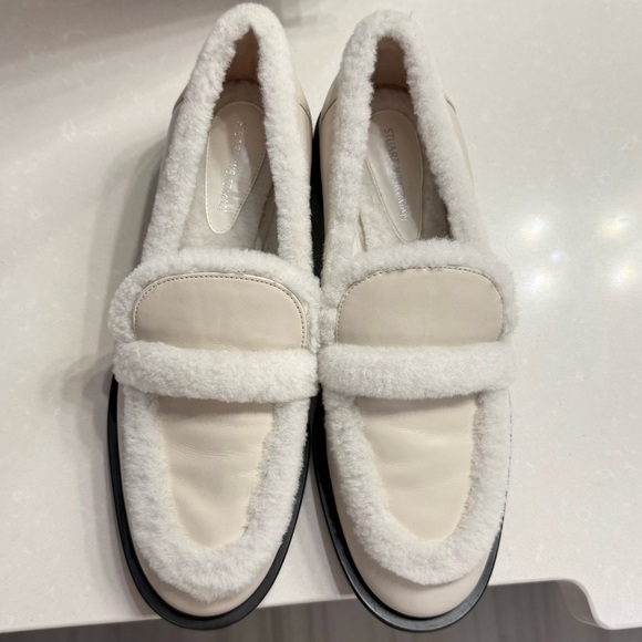 Stuart Weitzman Shoes - NWOB Stuart Weitzman Ivory Leather and Fur Loafer. Size 9